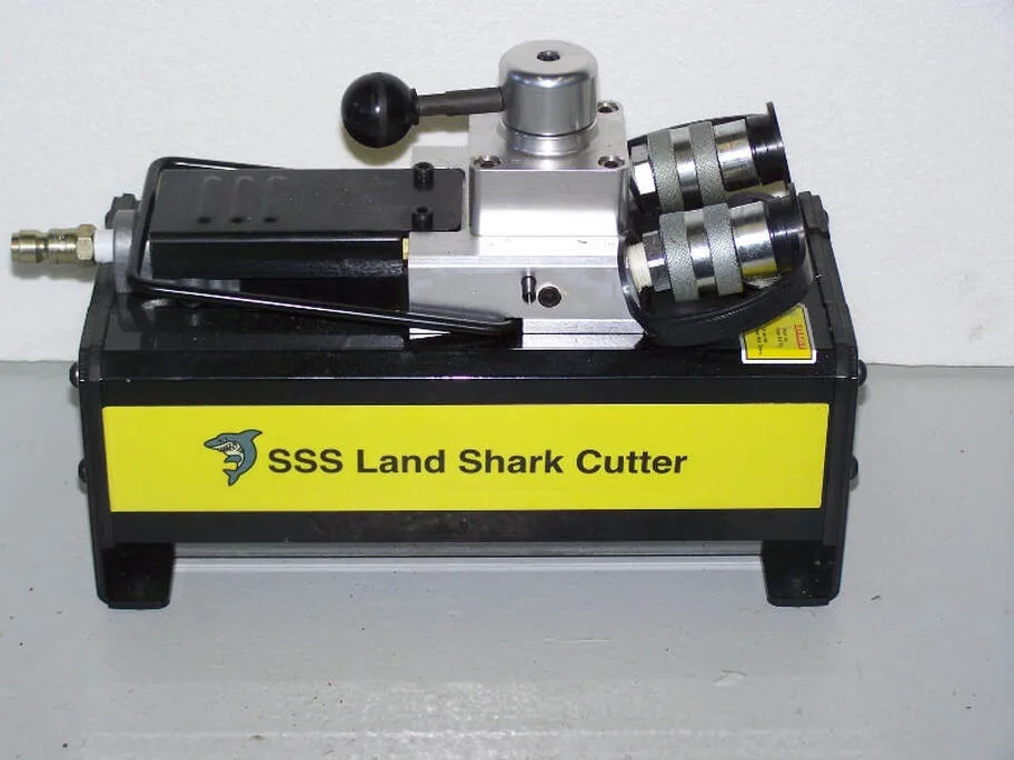 Air/Hydraulic Pump w 4 way valve Picture